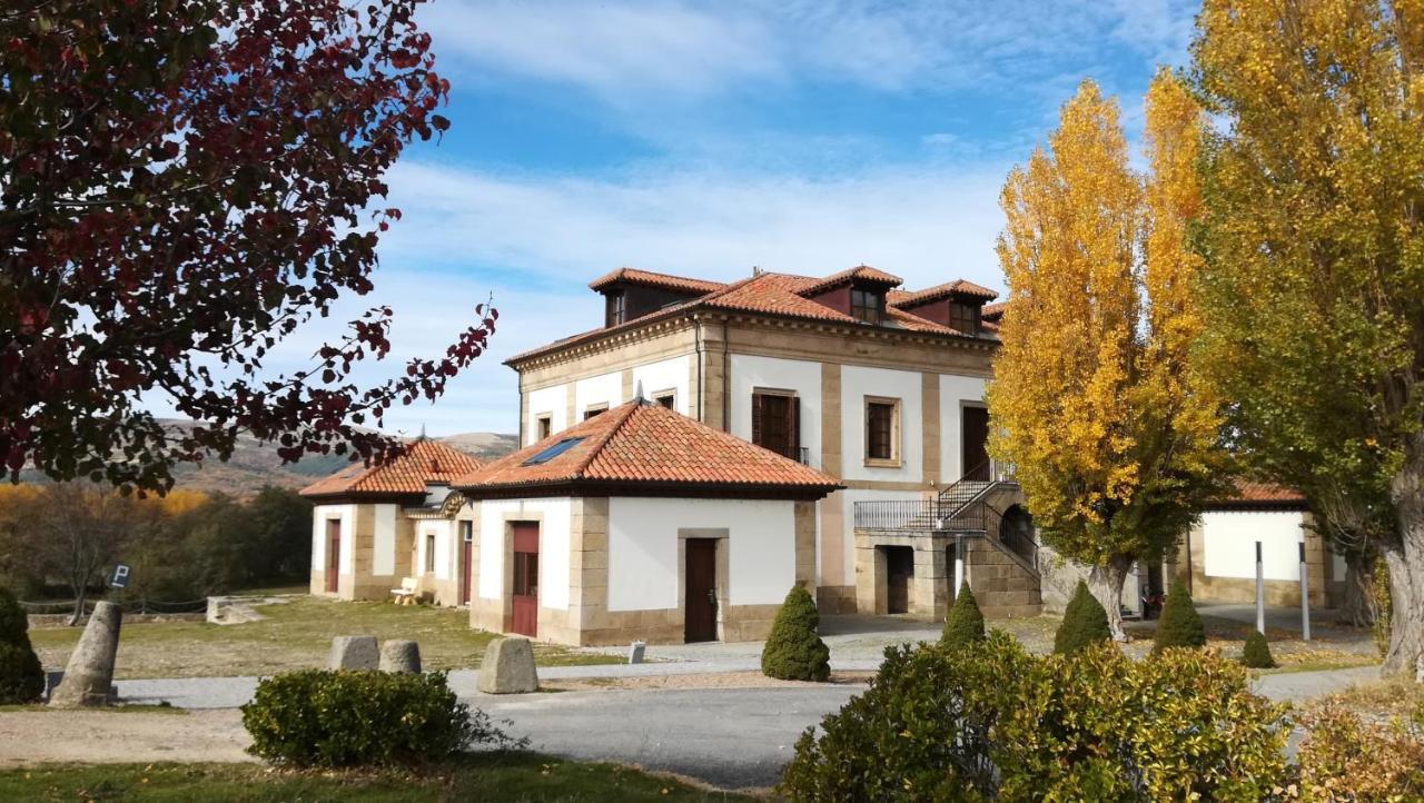 Izan Puerta De Gredos Hotel El Barco de Ávila Eksteriør billede