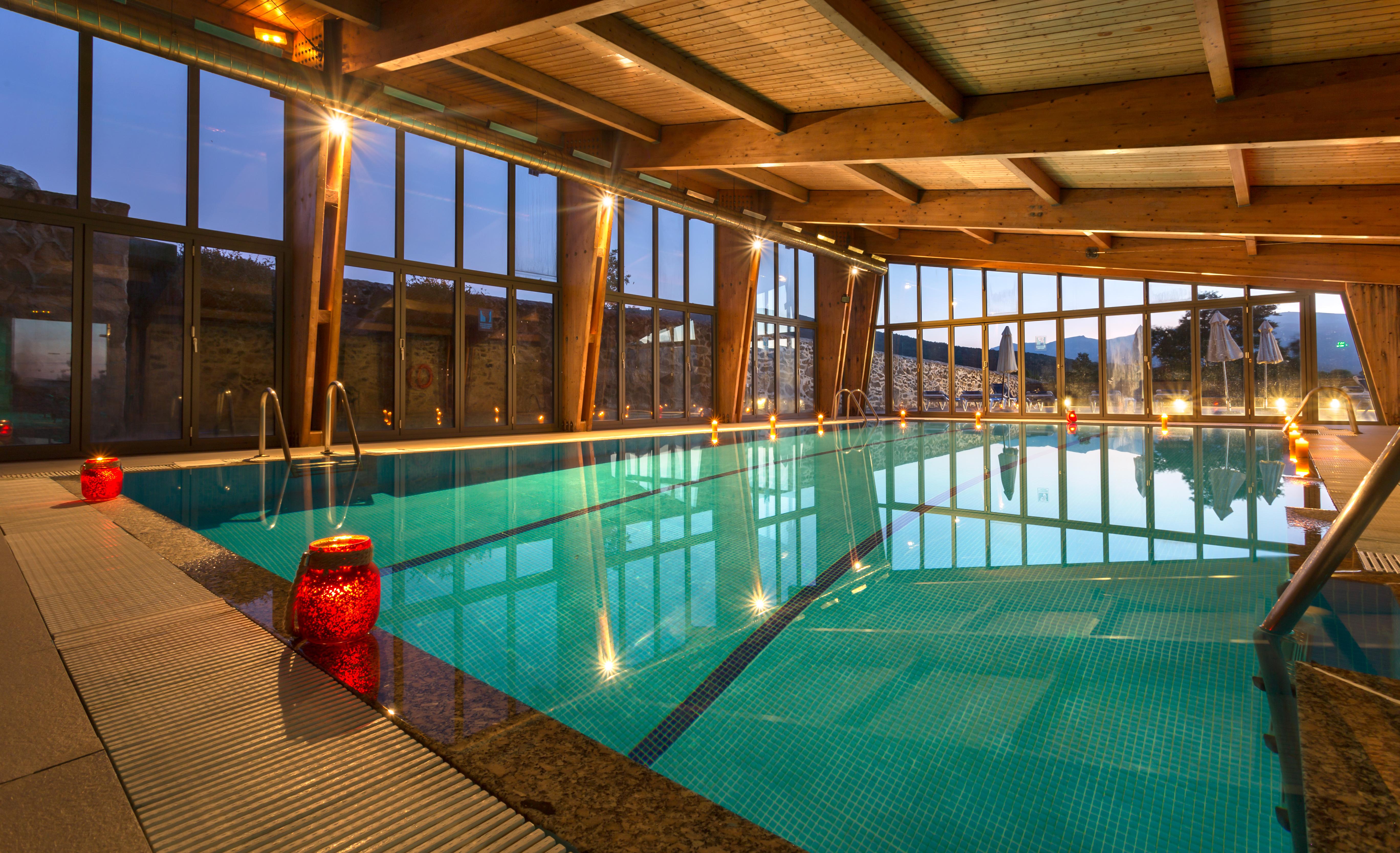 Izan Puerta De Gredos Hotel El Barco de Ávila Eksteriør billede
